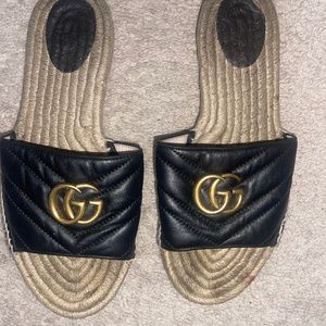 Gucci flats
